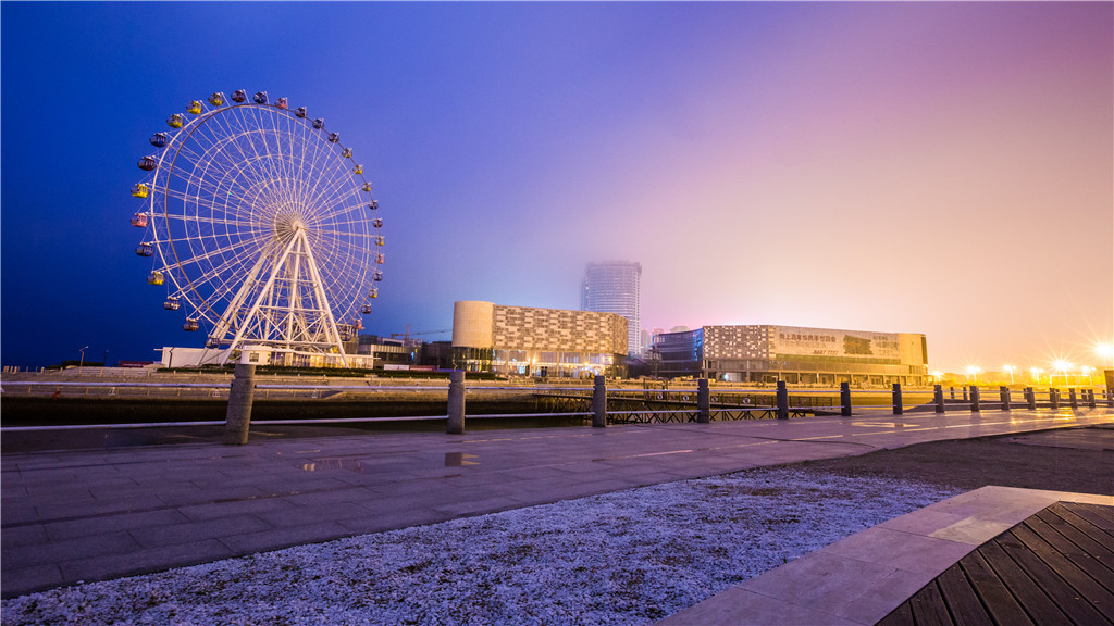 "琴岛之眼"摩天轮
