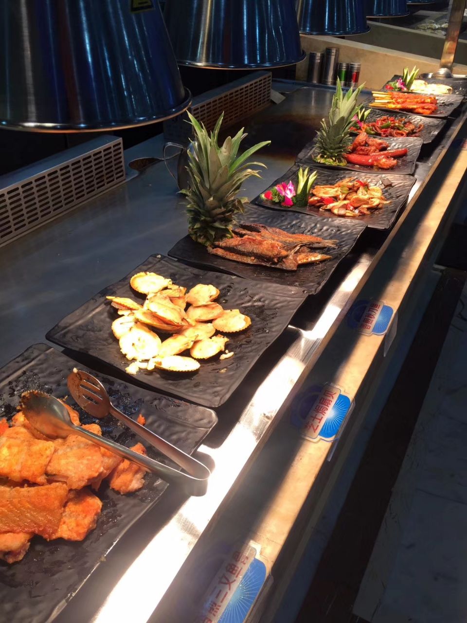 曼哈顿自助海鲜(百联滨江店)