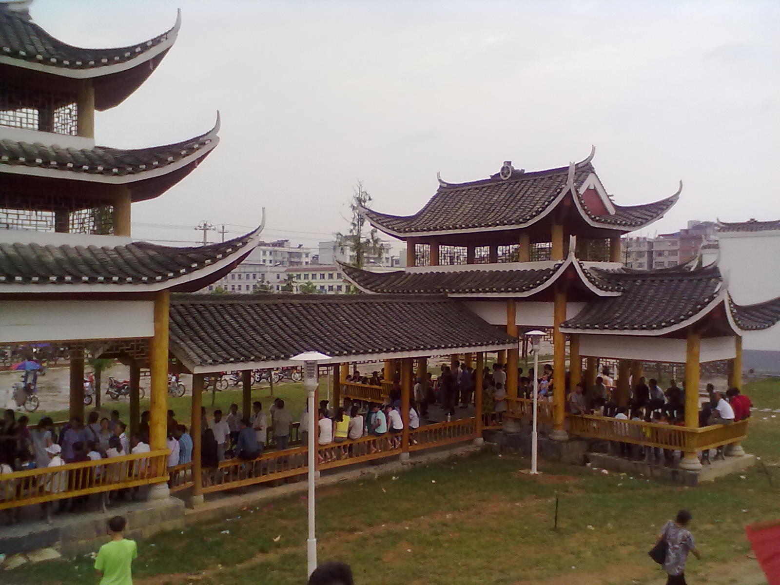 暂无评分 景点地址 黔东南苗族侗族自治州-天柱县-坌处镇白里山 景点