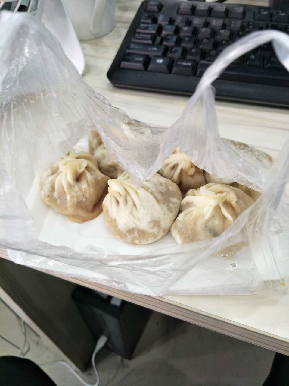 灌汤小笼包味道很好,豆浆都是现磨的,给老板点个赞
