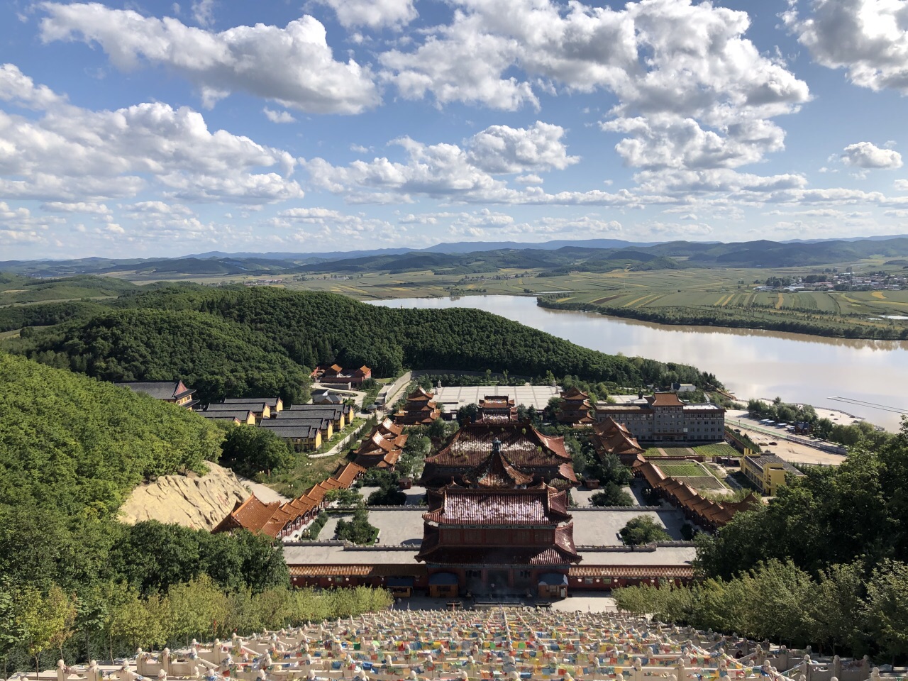 【攜程攻略】敦化六鼎山文化旅遊區景點,陪父母去的,景點不錯,登到