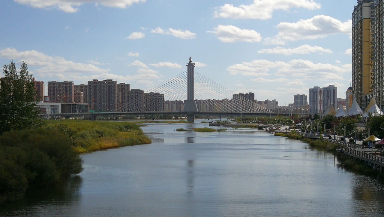 伊敏河