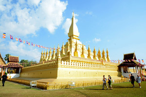 琅勃拉邦游记图文-轻轻地走过世界最后一个处女地：老挝