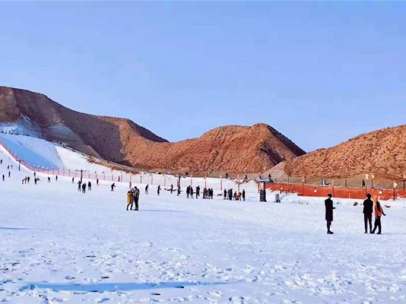 黄谷川滑雪场图片