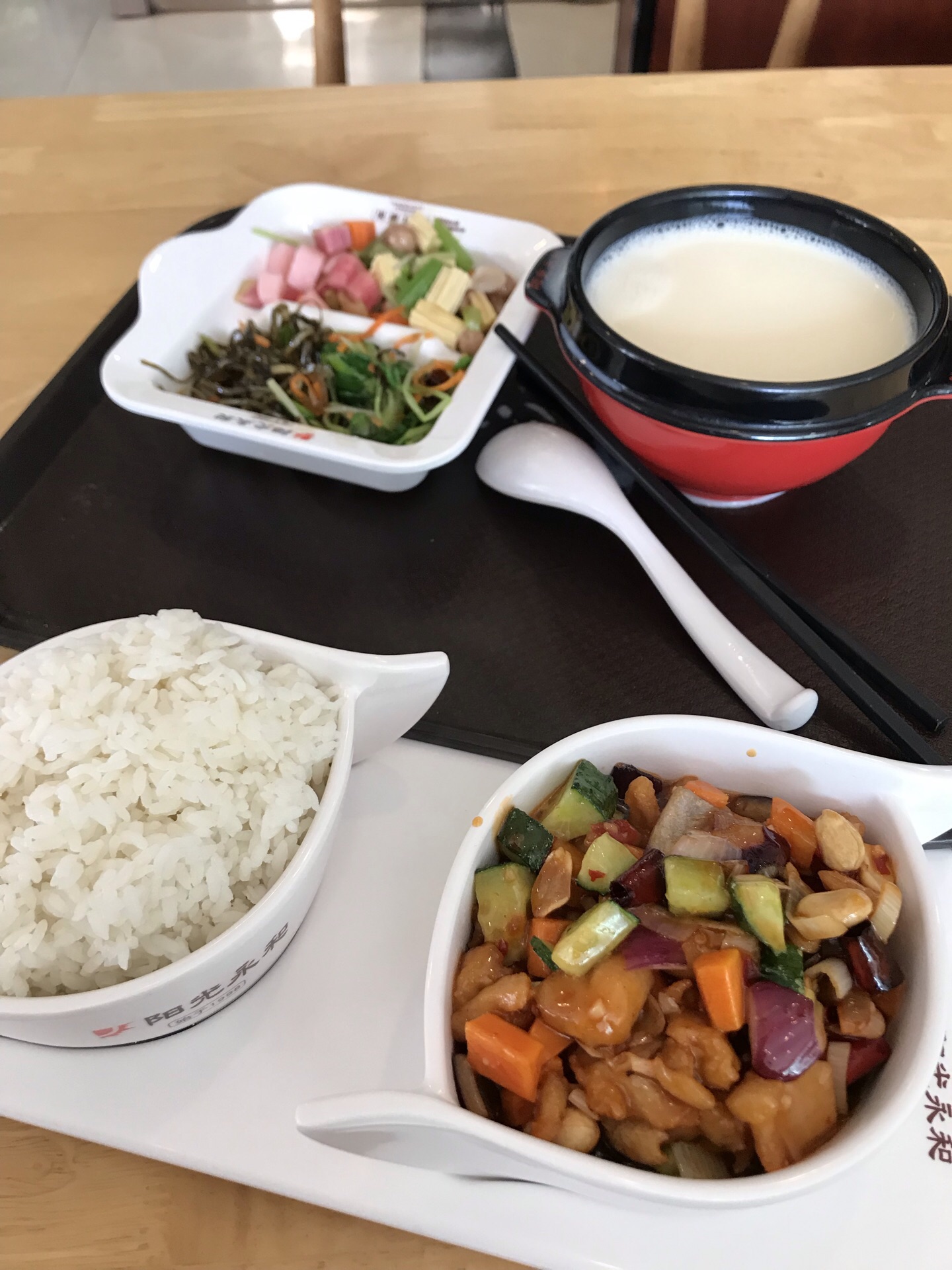 0分1 条点评 天天粥粉面快餐店 5.0分2 条点评 桃江土菜馆 5.