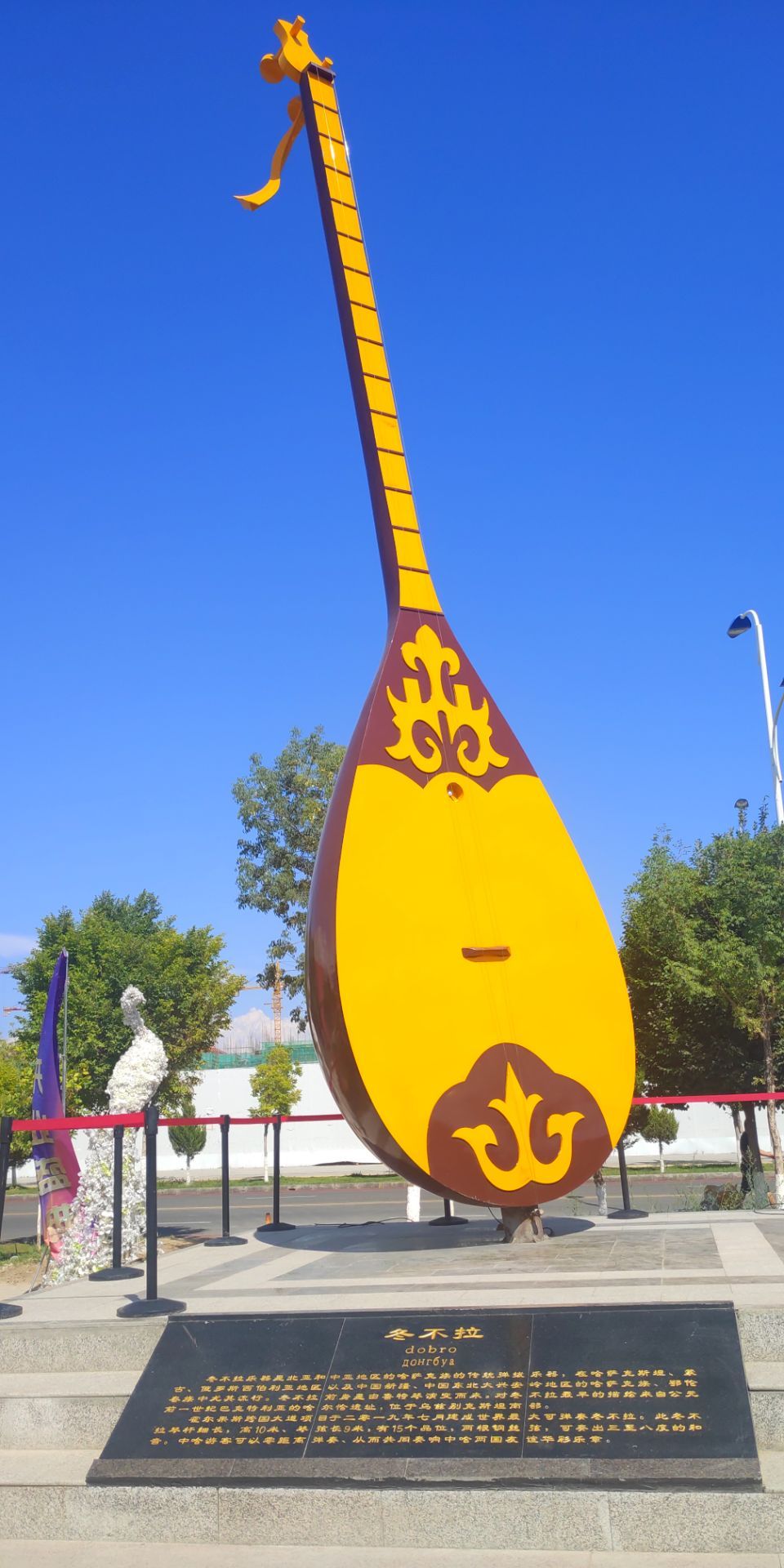 霍尔果斯国门景区旅游景点攻略图