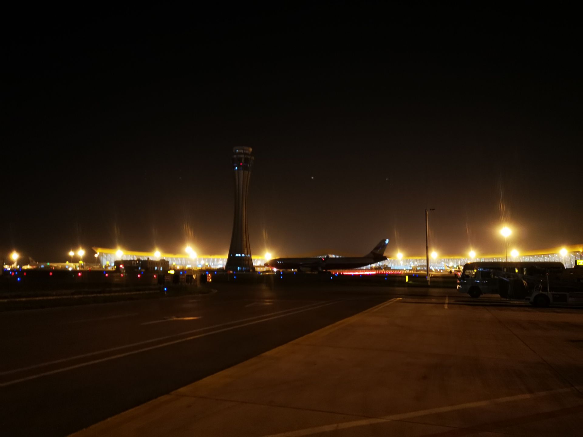 长水机场照片 夜晚图片