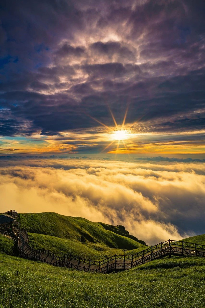 全世界最美丽的50个地方 1004190000017ts9dB4C6_R_671_10000_Q90.jpg?proc=autoorient