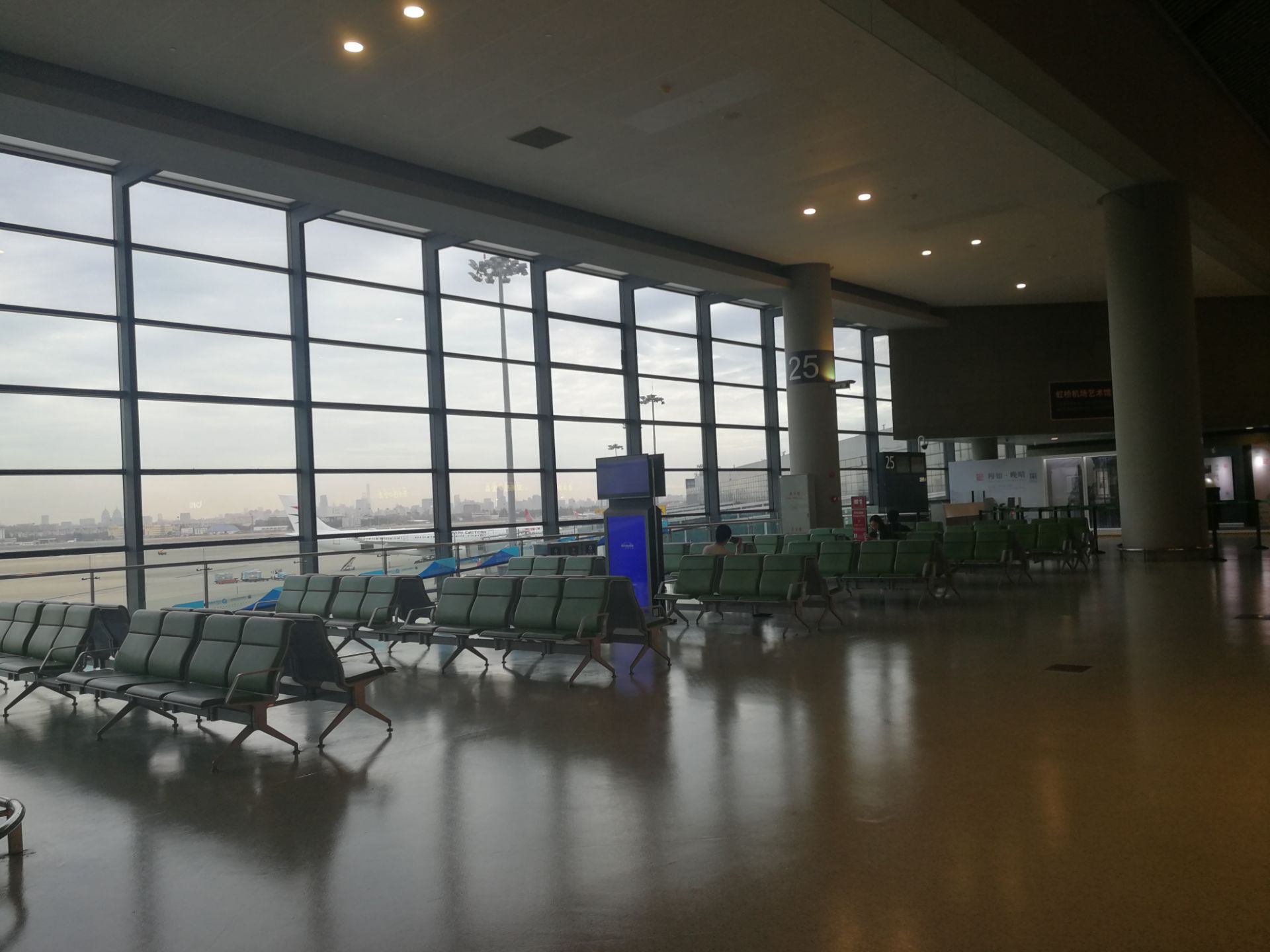 虹桥机场1号航站楼下周全面启用 采用全自助乘机流程_新浪上海_新浪网