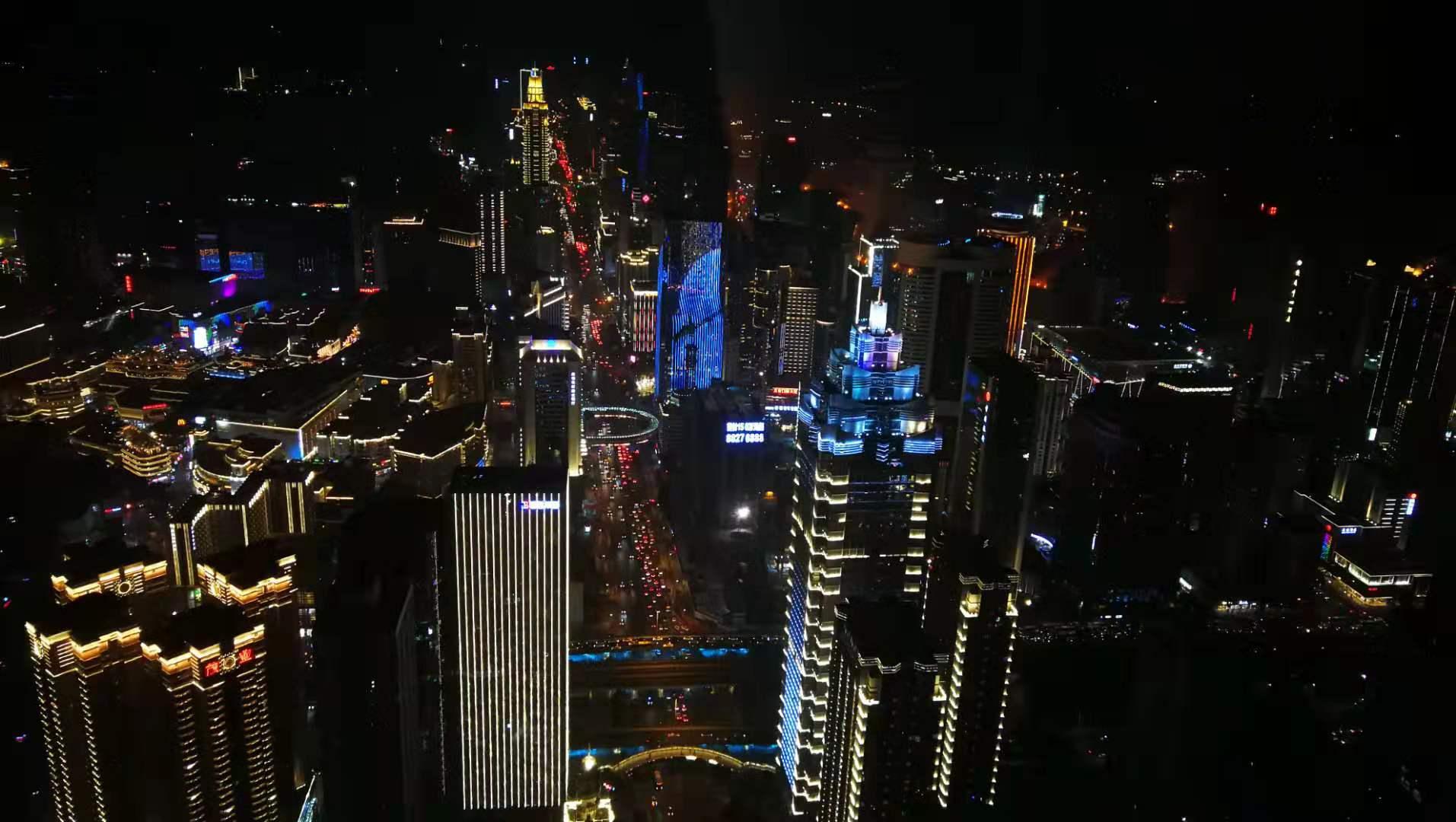 【携程攻略】深圳地王观光·深港之窗景点,老实说，地王大厦的风景一般，不是最高楼，只能看到周边夜景，看不到…