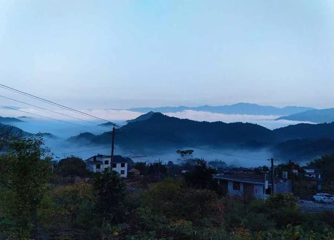 湖南龙山县有多少人口_强降雨致南方多地灾情严重(2)