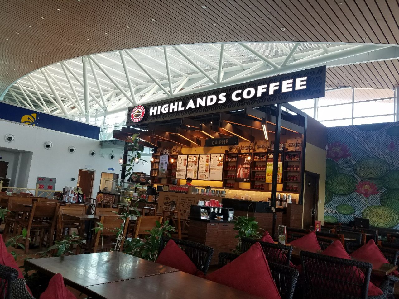 highlands coffee岘港机场分店