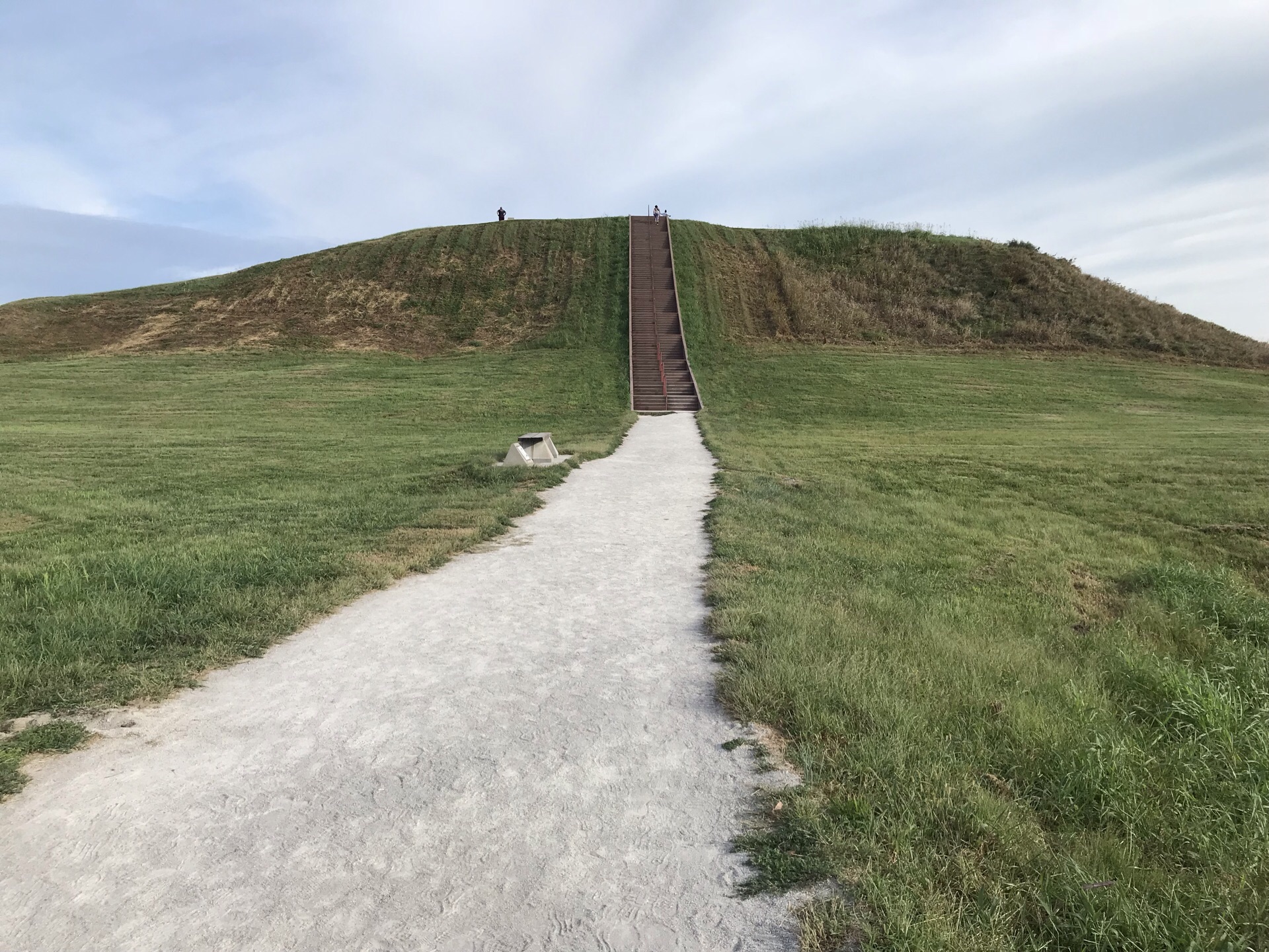 卡霍基亚土丘历史遗址