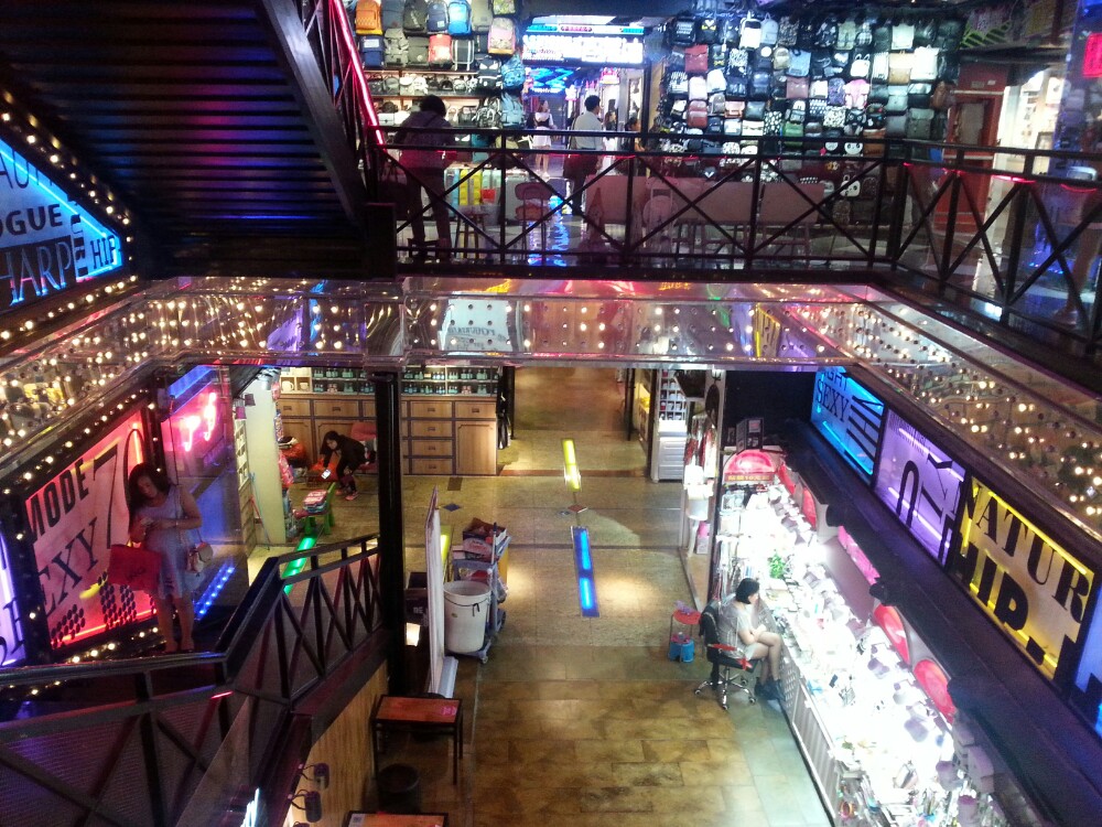 南京新街口怎么样/如何去,新街口购物好不好_点评_评价【携程攻略】