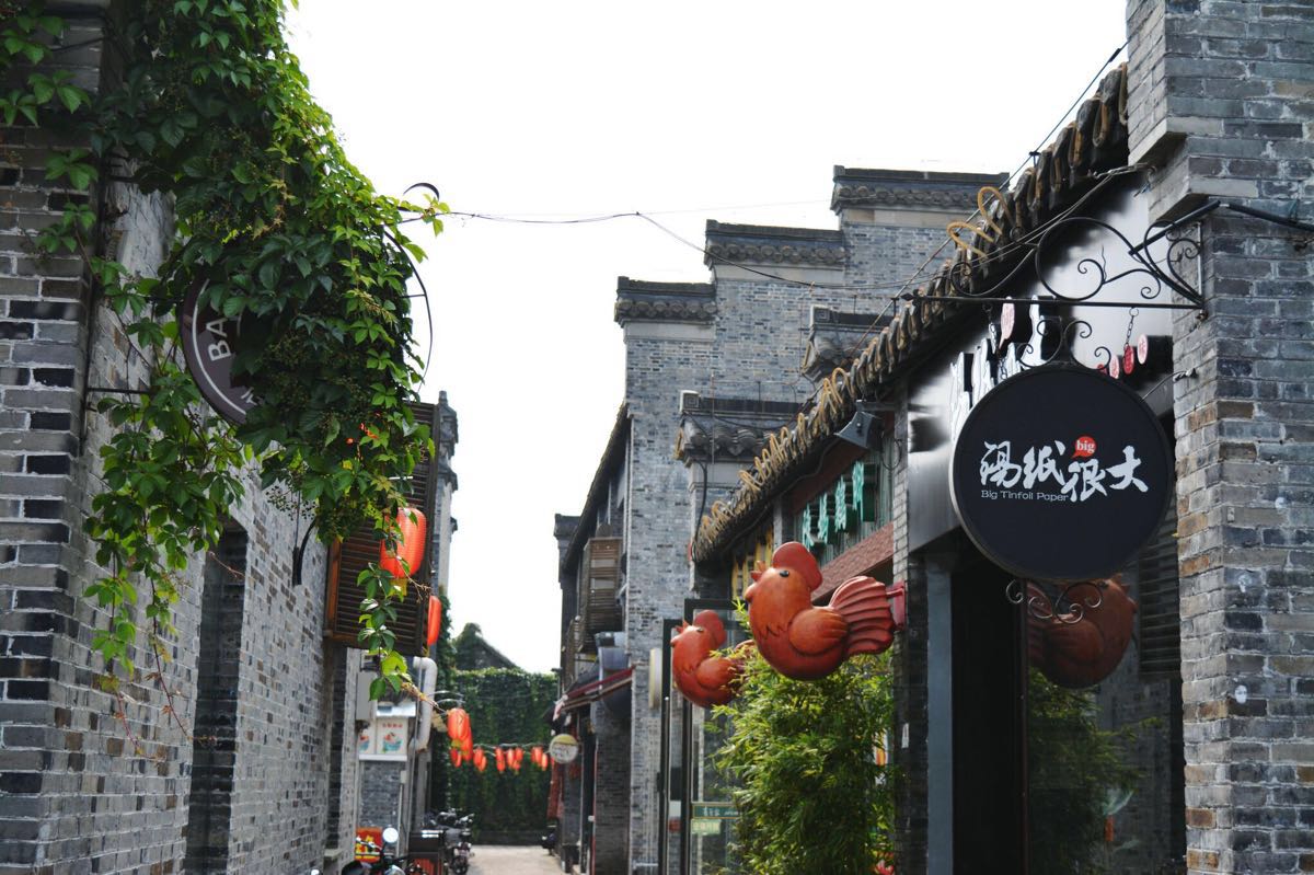 扬州彩衣街，建于明清时期的宝藏老街，沉淀着扬州人最钟爱的味道_店铺_一家_宅子