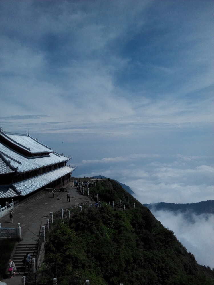 峨眉山