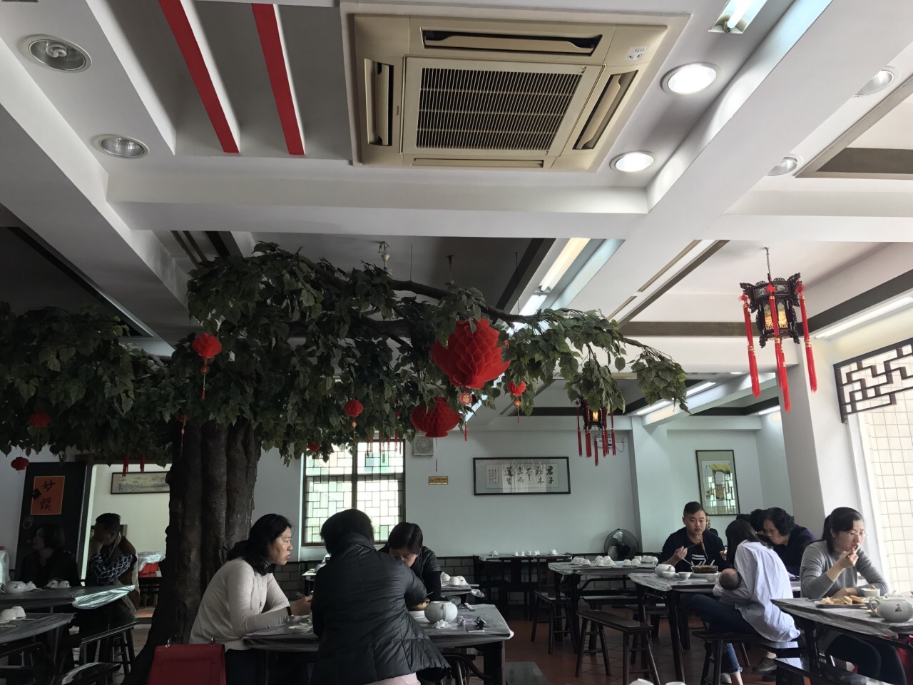 汕头莲华素食府攻略,莲华素食府特色菜推荐/菜单/人均消费/电话/地址