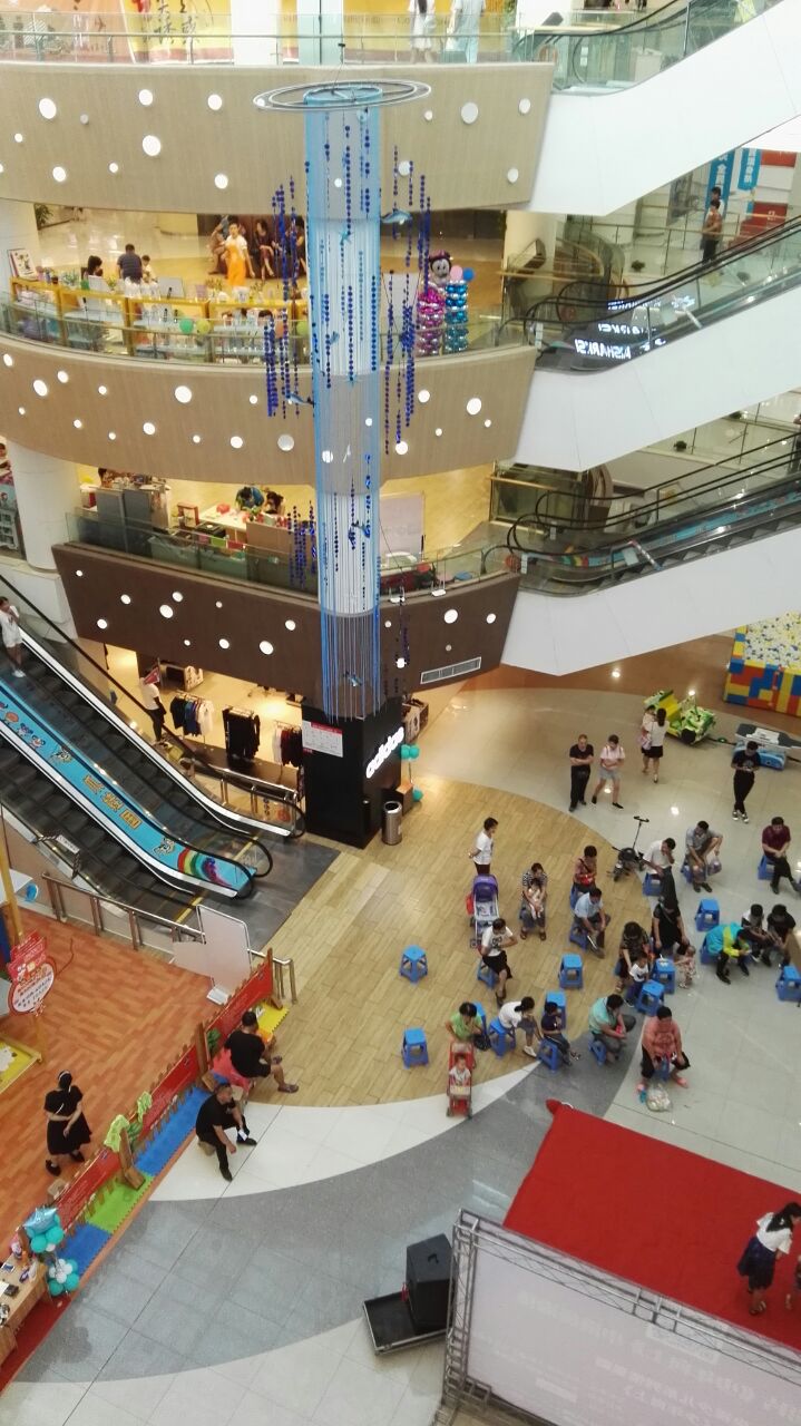 新乡新都汇购物攻略,新都汇物中心/地址/电话/营业时间【携程攻略】
