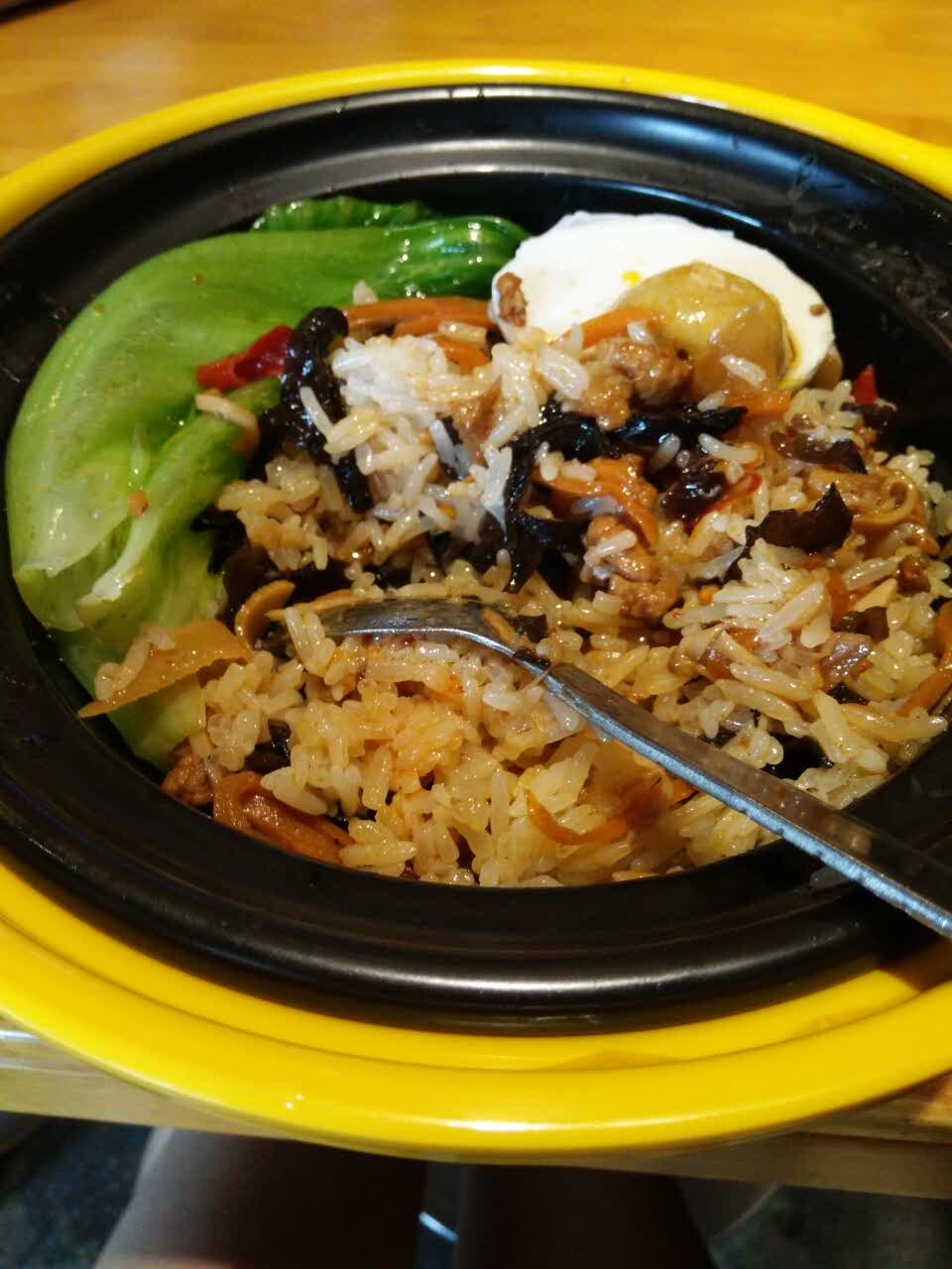 2022香他她煲仔饭(德思勤店)美食餐厅,中午经常来吃,今天吃的鱼香.