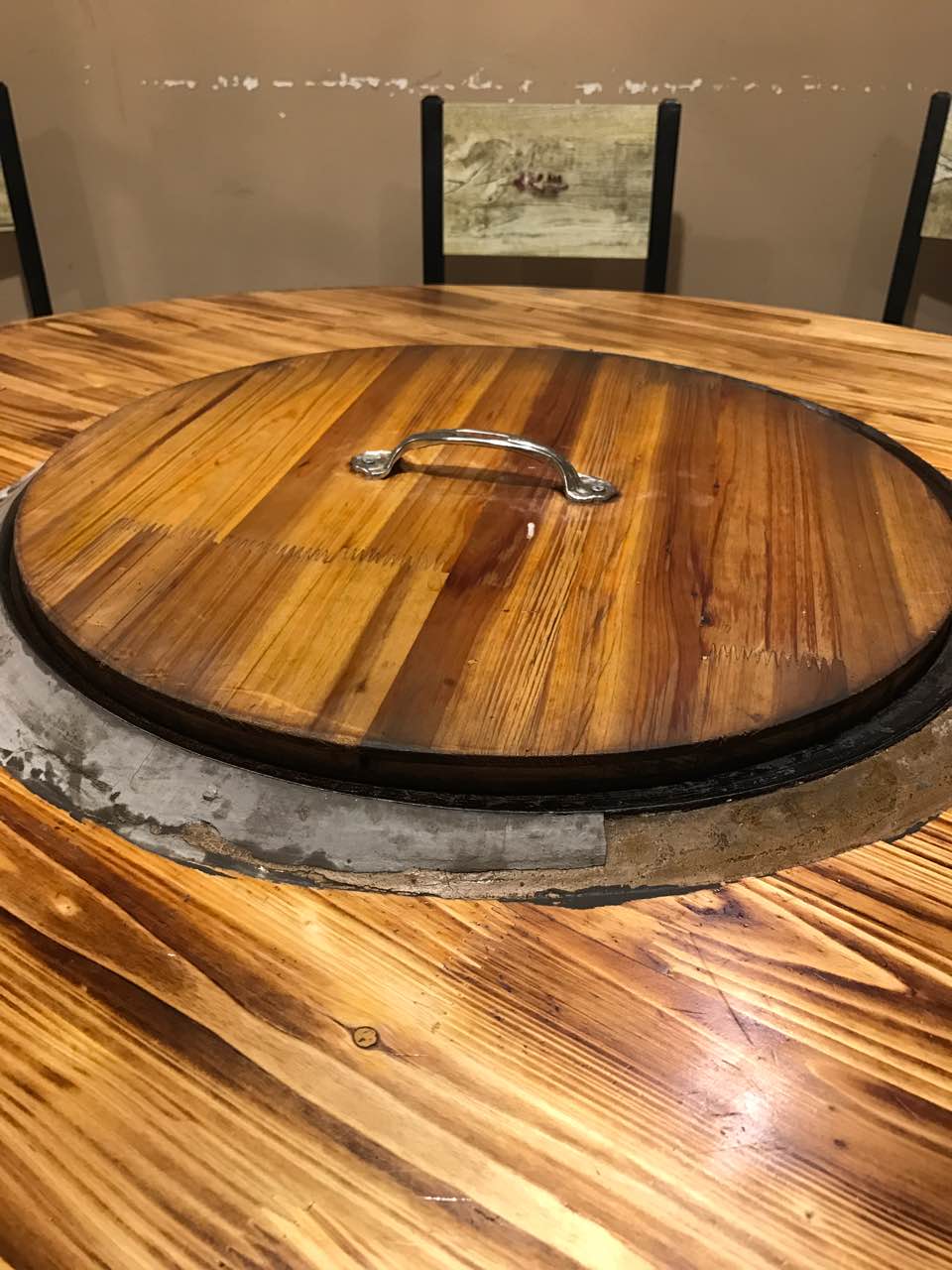 新农村老灶台地锅鸡