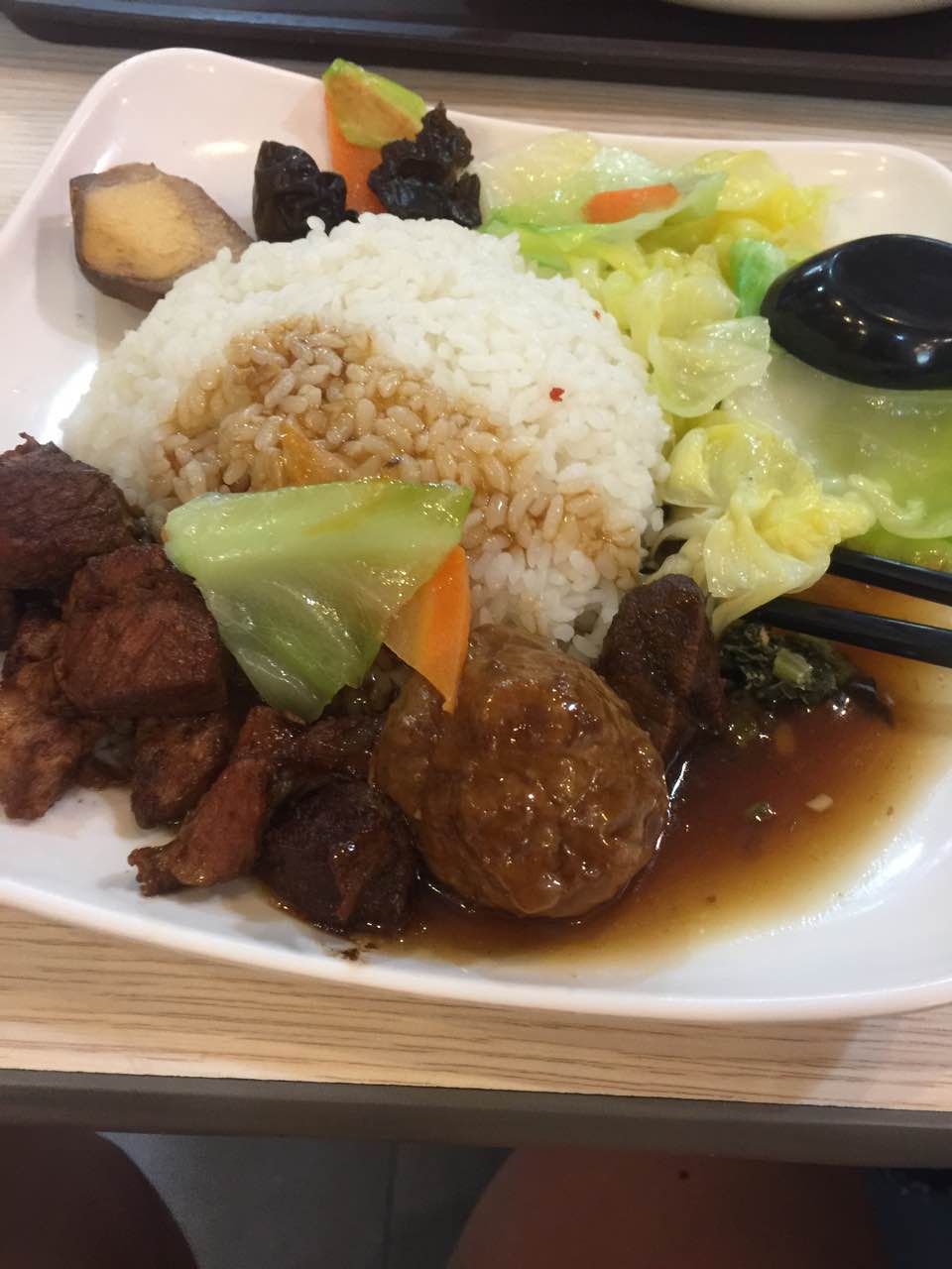 2019田老師紅燒肉(青春路店)美食餐廳,挺好吃的,速度也快.套餐不.