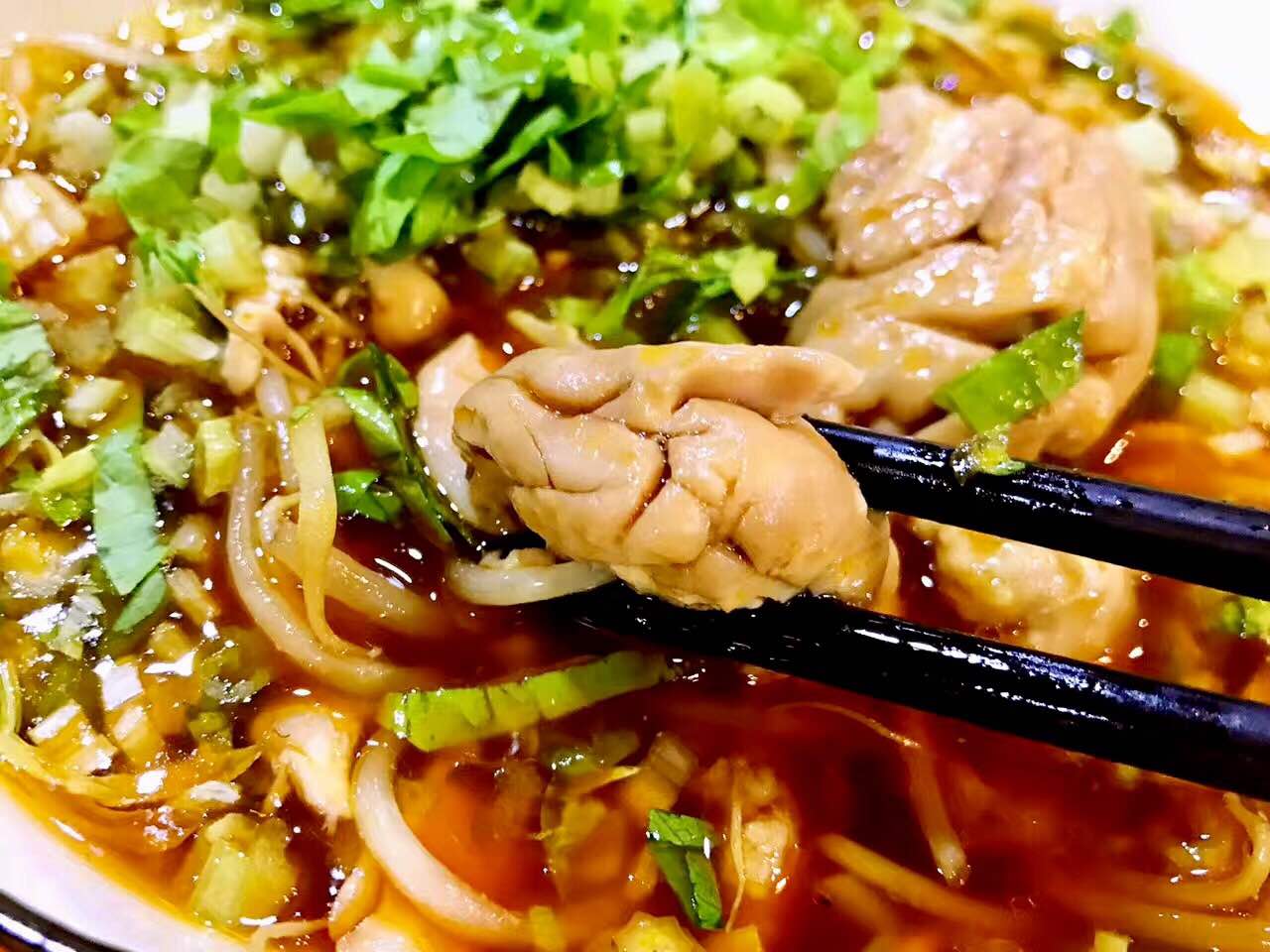 坪洲c出口海城美食街位置很好找也是一家老店