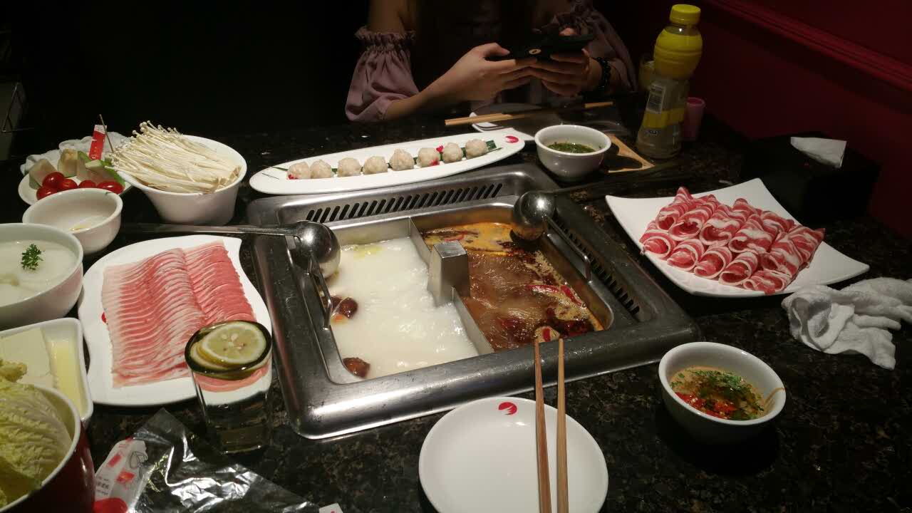 海底捞火锅(摩尔百货店)