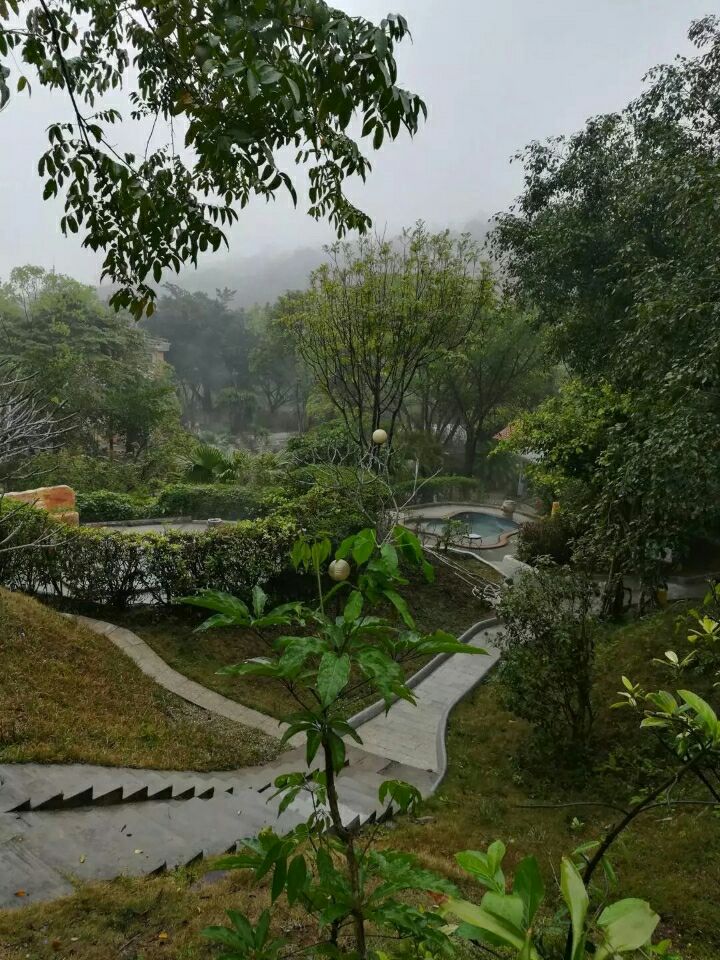 【携程攻略】阳春阳江春都温泉景点,很好的泡温泉体验,在群山怀抱的原