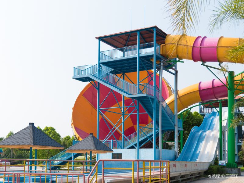 "孩子的乐园" "适合年轻人及孩子们" 1/ 3语音导览 江心西园水上世界