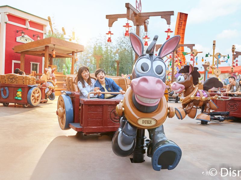 胡迪牛仔嘉年华