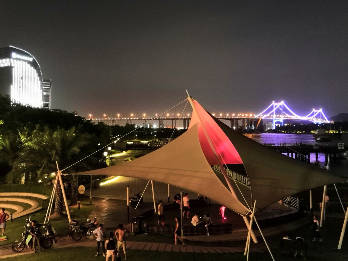 海沧湾公园夜景图片