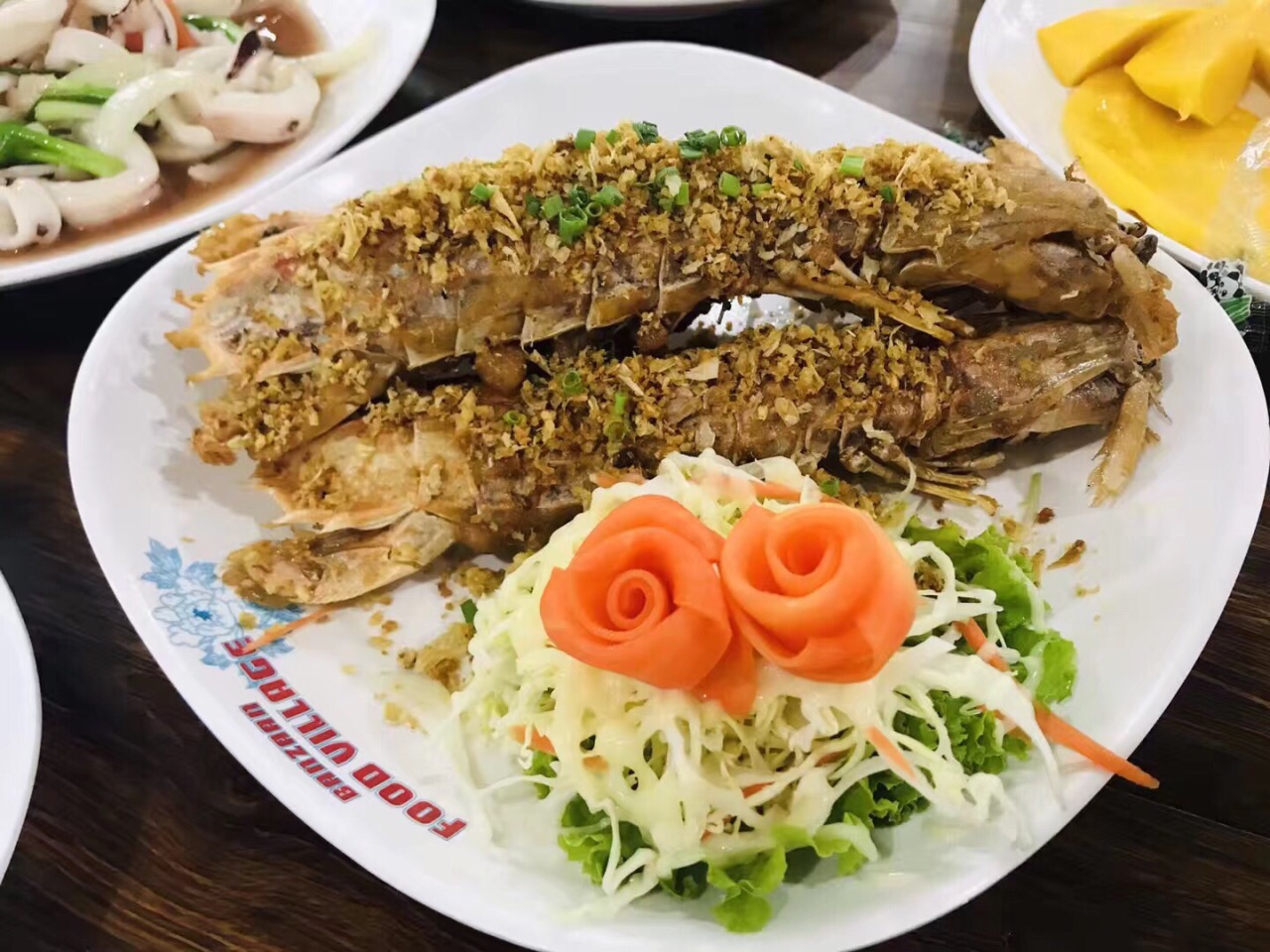 班赞海鲜市场胖阿姨加工点