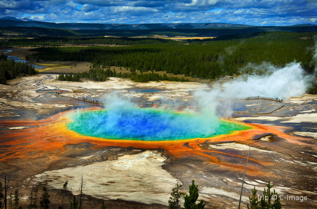  Exploring Yellowstone Main Attractions: A Comprehensive Guide to the Park's Must-See Wonders