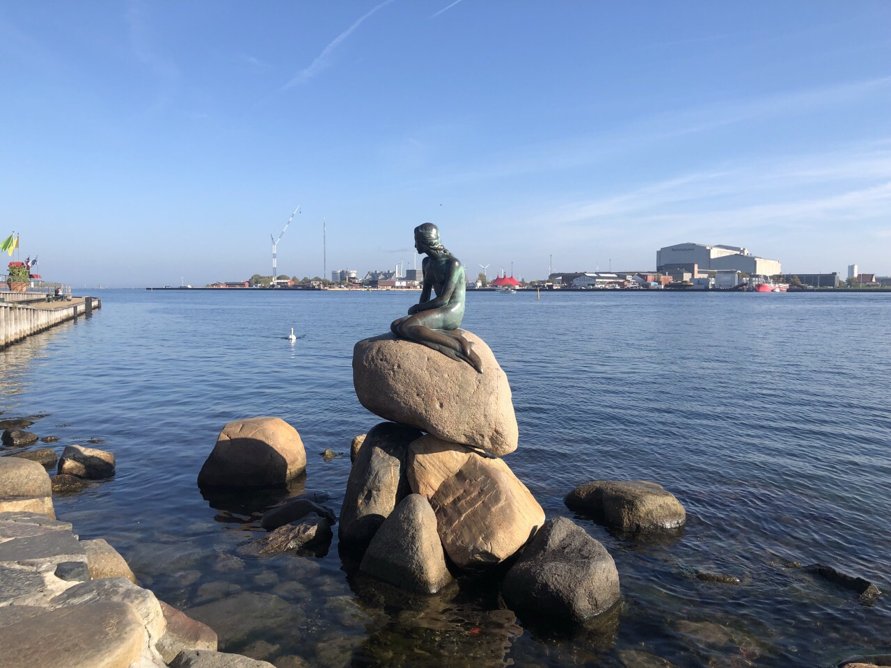 哥本哈根丹麦小美人鱼雕像 图库摄影片. 图片 包括有 艺术, 少许, 雕塑, 童话, 美人鱼, 汉斯, 斯堪的纳维亚语 - 206106207