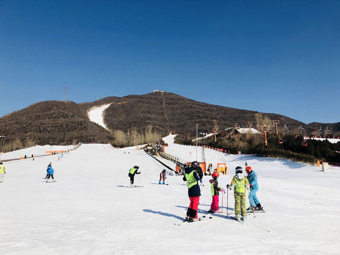 南国雪城雪季重燃 贵州六盘水梅花山滑雪场激情开滑 - 知乎