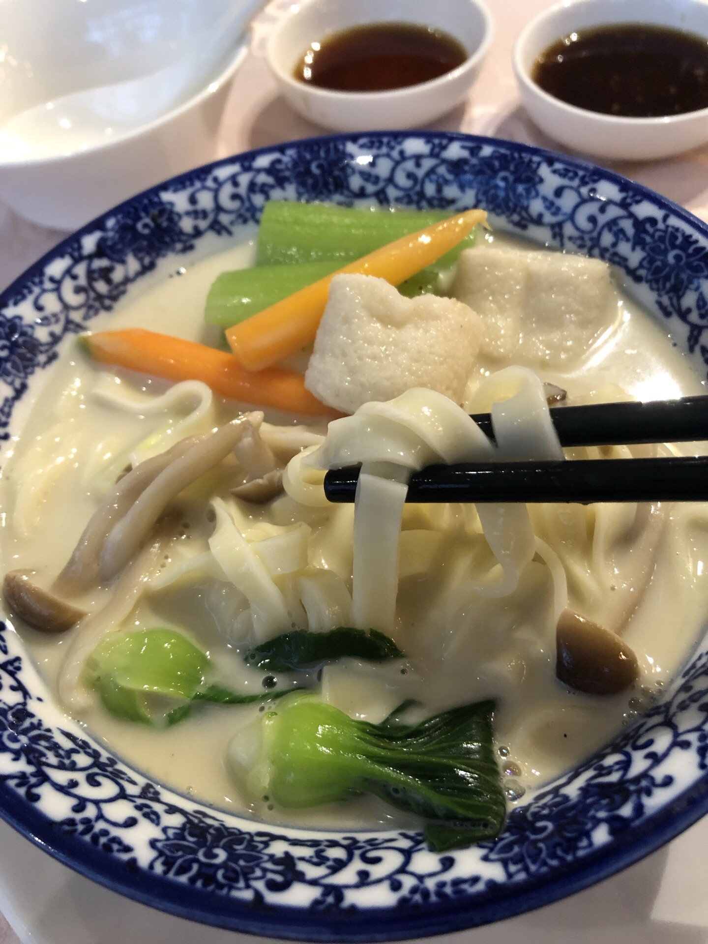 上海成隆行蟹王府(大宁音乐广场店)好吃吗,成隆行蟹王府(大宁音乐广场