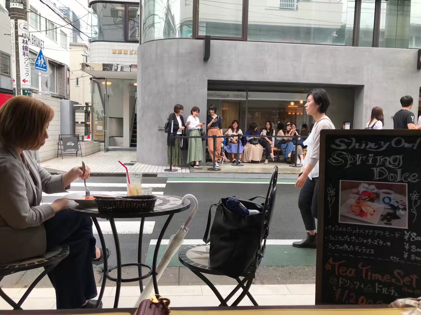 21表参道游玩攻略 东京表参道 世界第一的潮流 去哪儿攻略