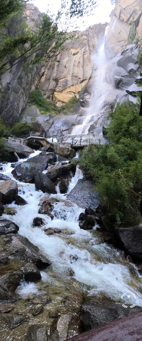 第二站 卡定沟天佛瀑布 这应该算是此行里最超值的景点了 印象中票价是20