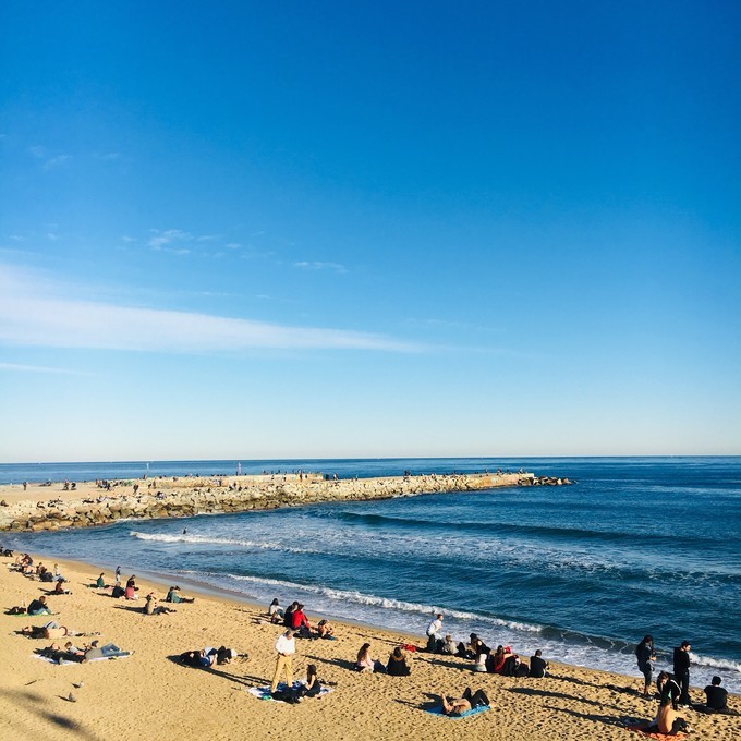 巴塞罗那塔海滩