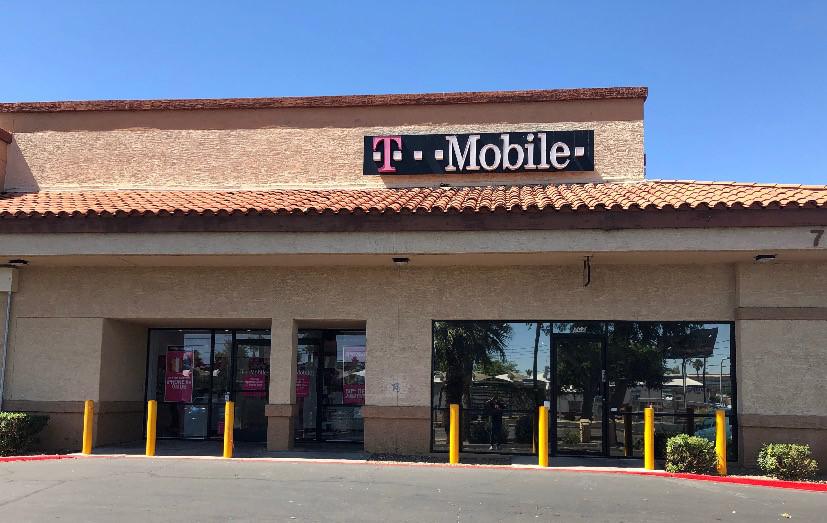 changing hands bookstore & first draft book bar