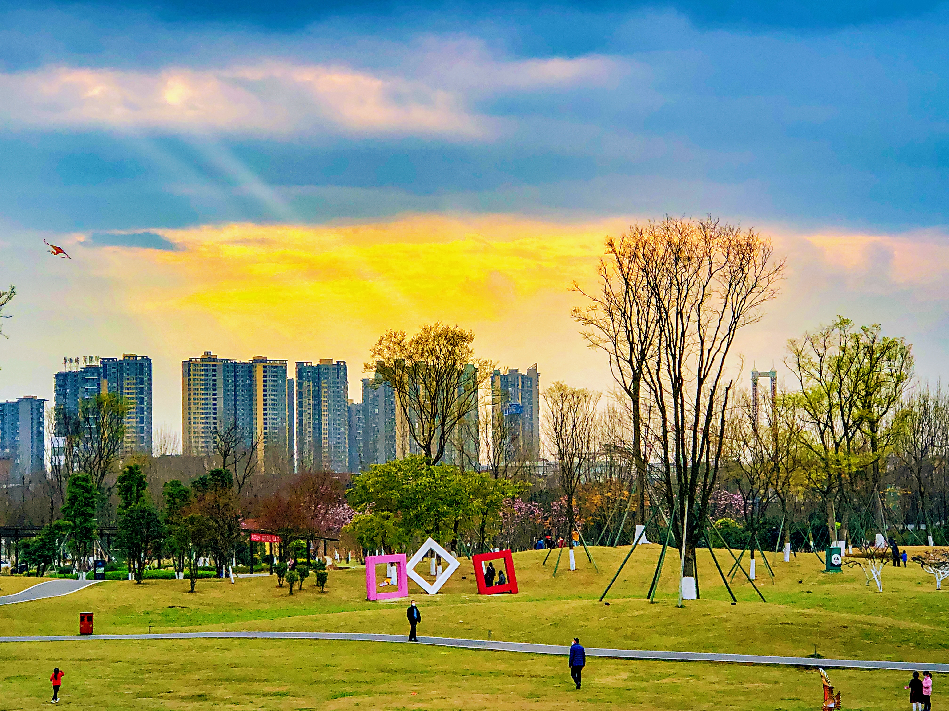 成都天地双雄攻略,成都天地双雄门票/游玩攻略/地址/图片/门票价格