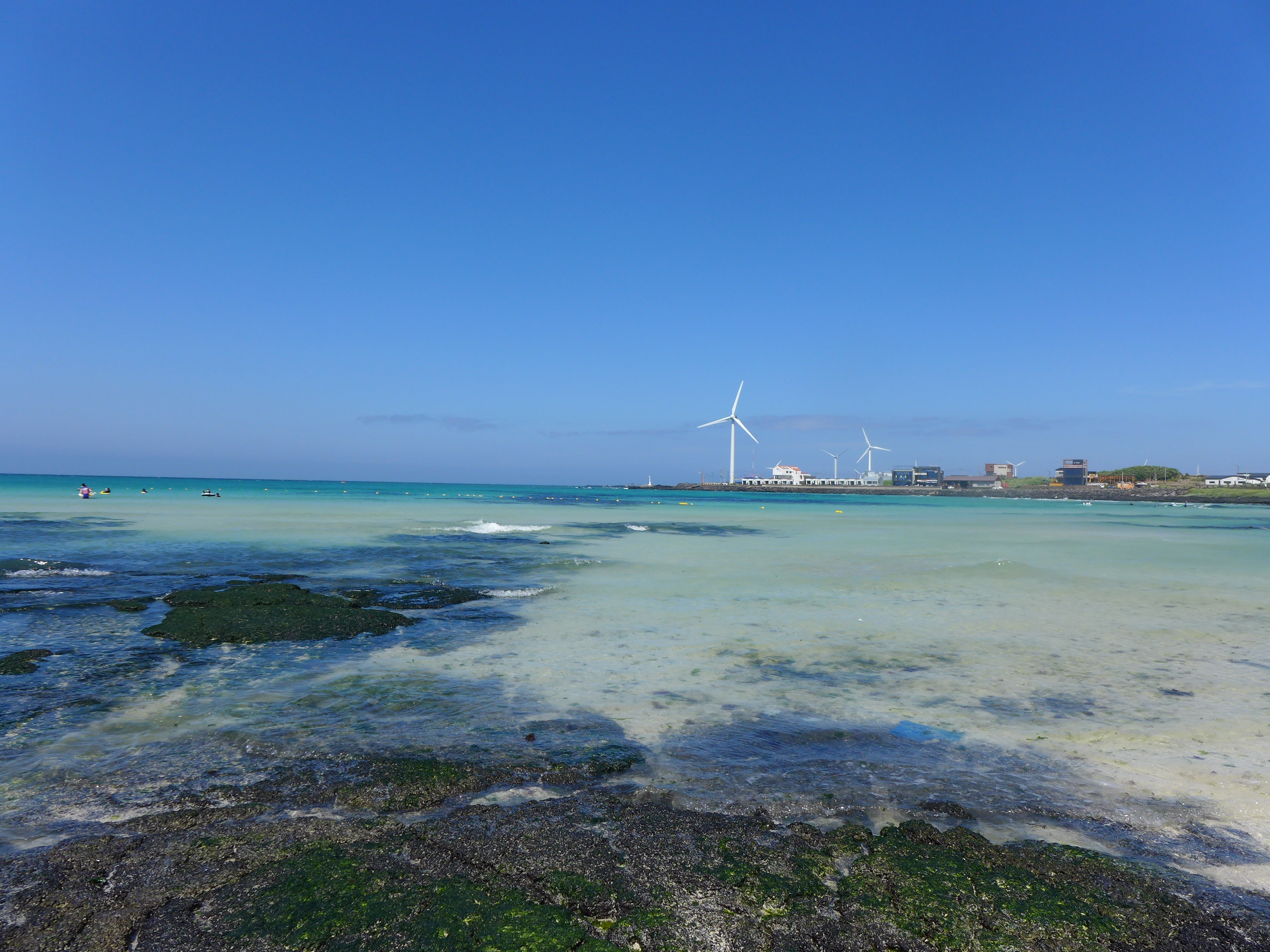 【携程攻略】济州岛月汀里海边适合朋友出游旅游吗