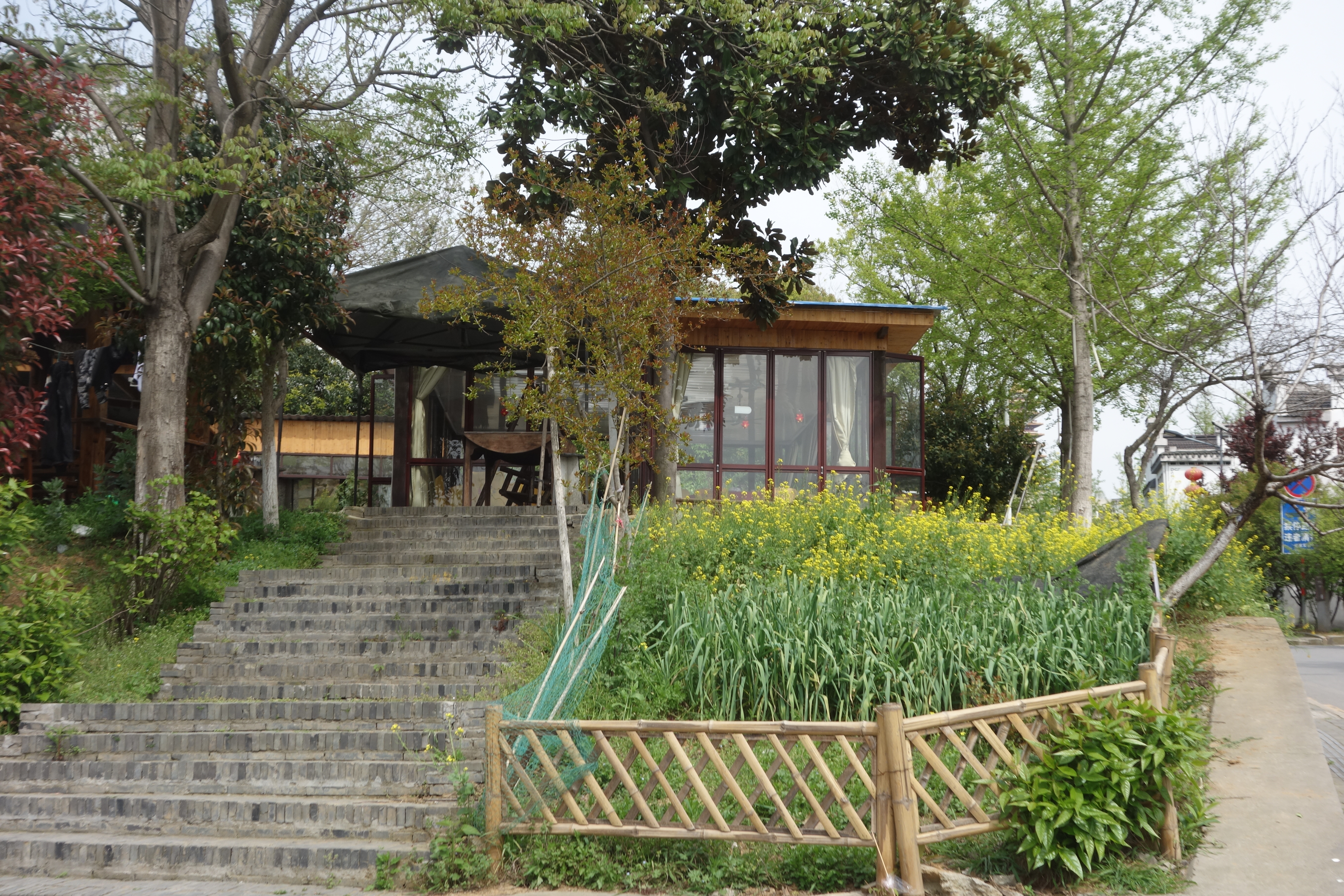 世凹桃源生态旅游休闲村