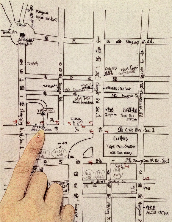 因为住的旅馆就在宁夏夜市附近,拿着旅馆的手绘地图,很容易就找到了