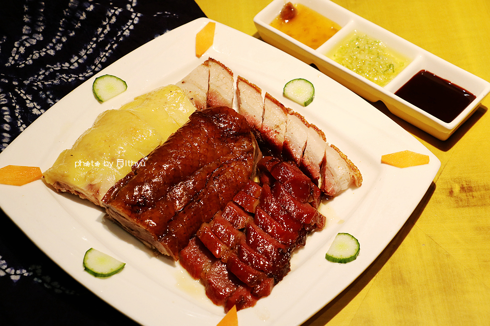 2023煲王爷港式茶餐厅美食餐厅,而这道鱼头煲非常鲜美,入味.