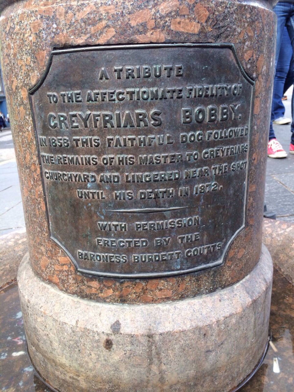 忠犬波比纪念碑