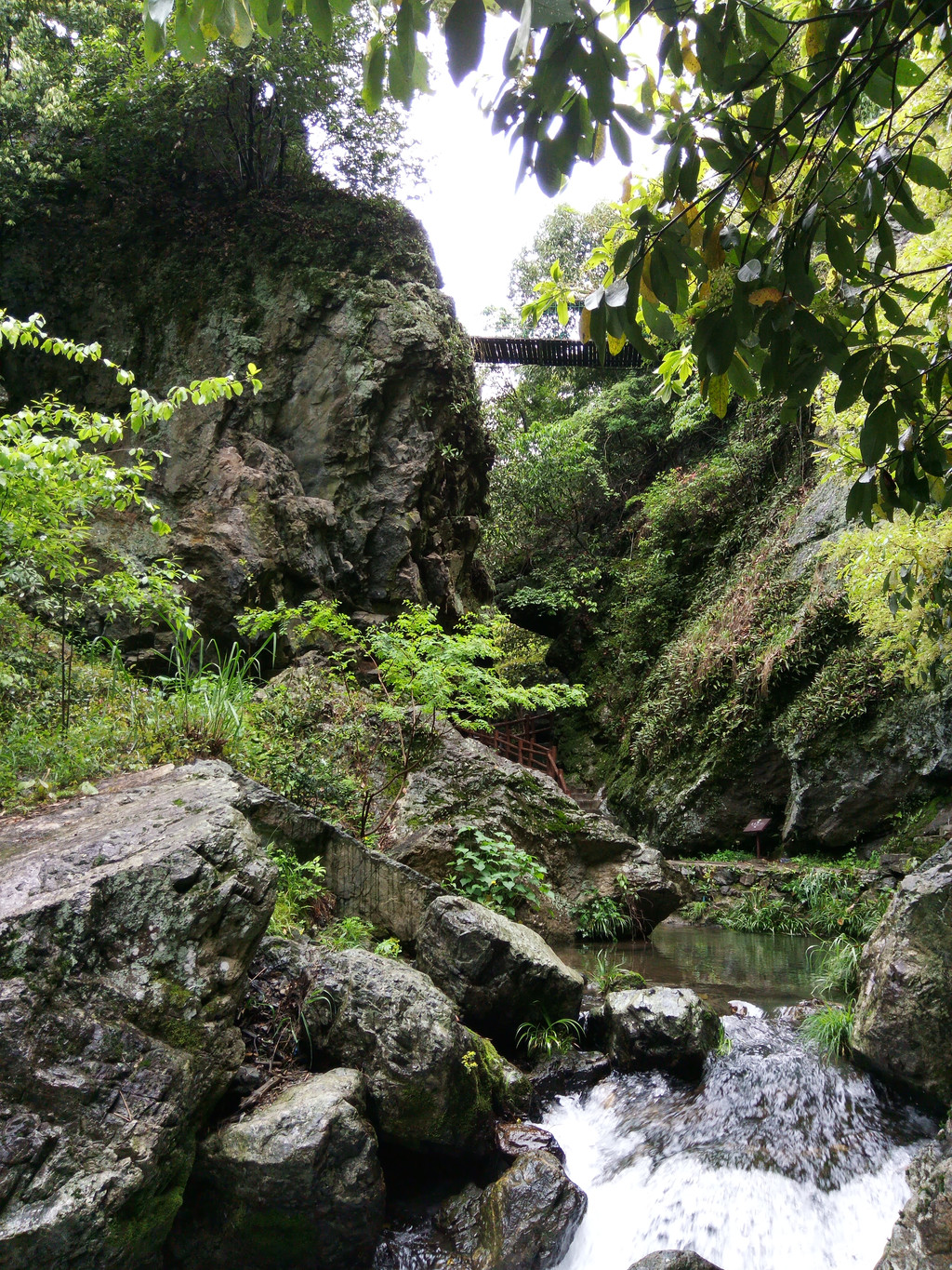 4月 慢遊安徽寧國夏霖風景區