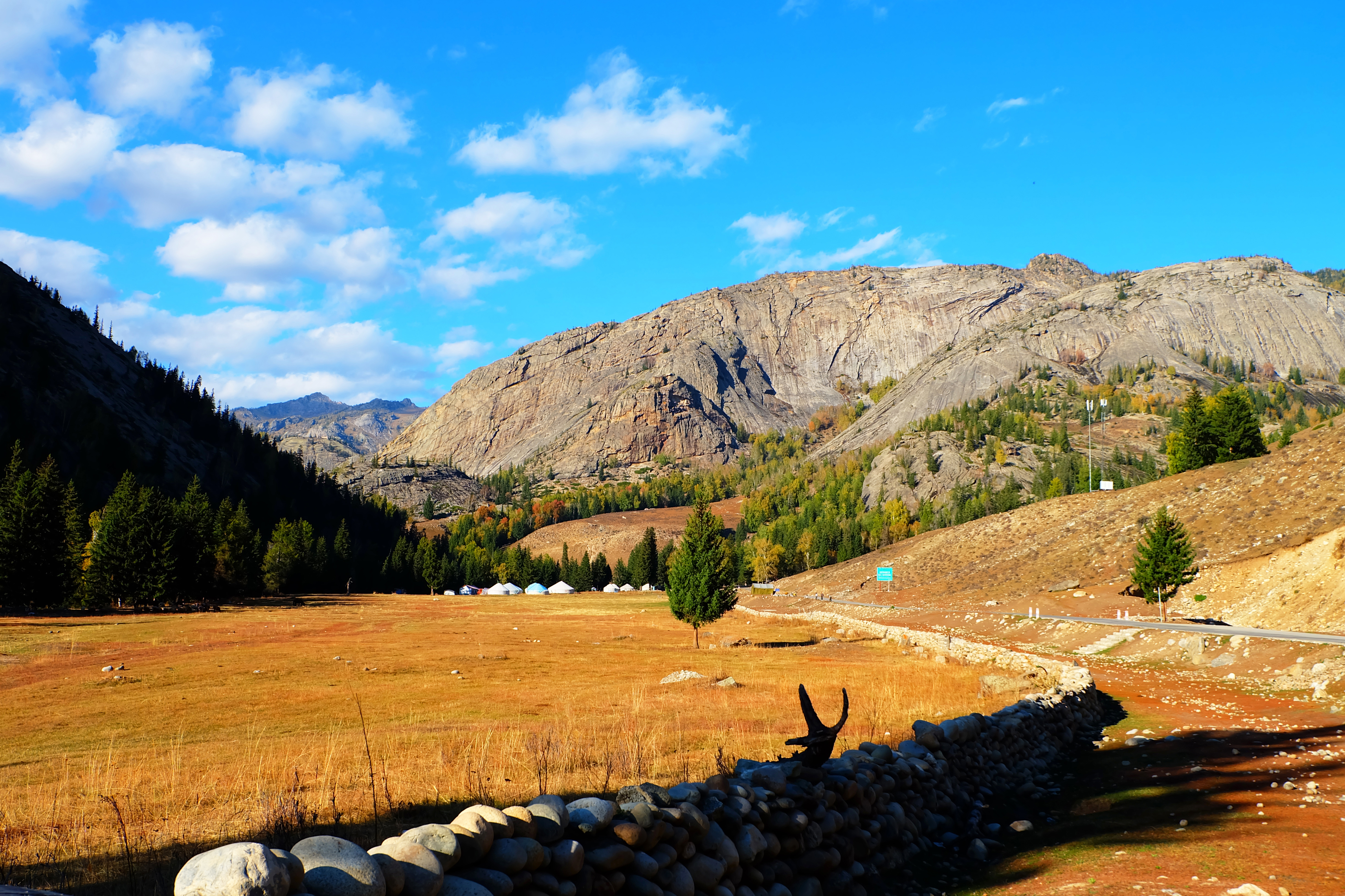 【携程攻略】富蕴额尔齐斯大峡谷景点,额尔齐斯河大峡谷是可可托海最