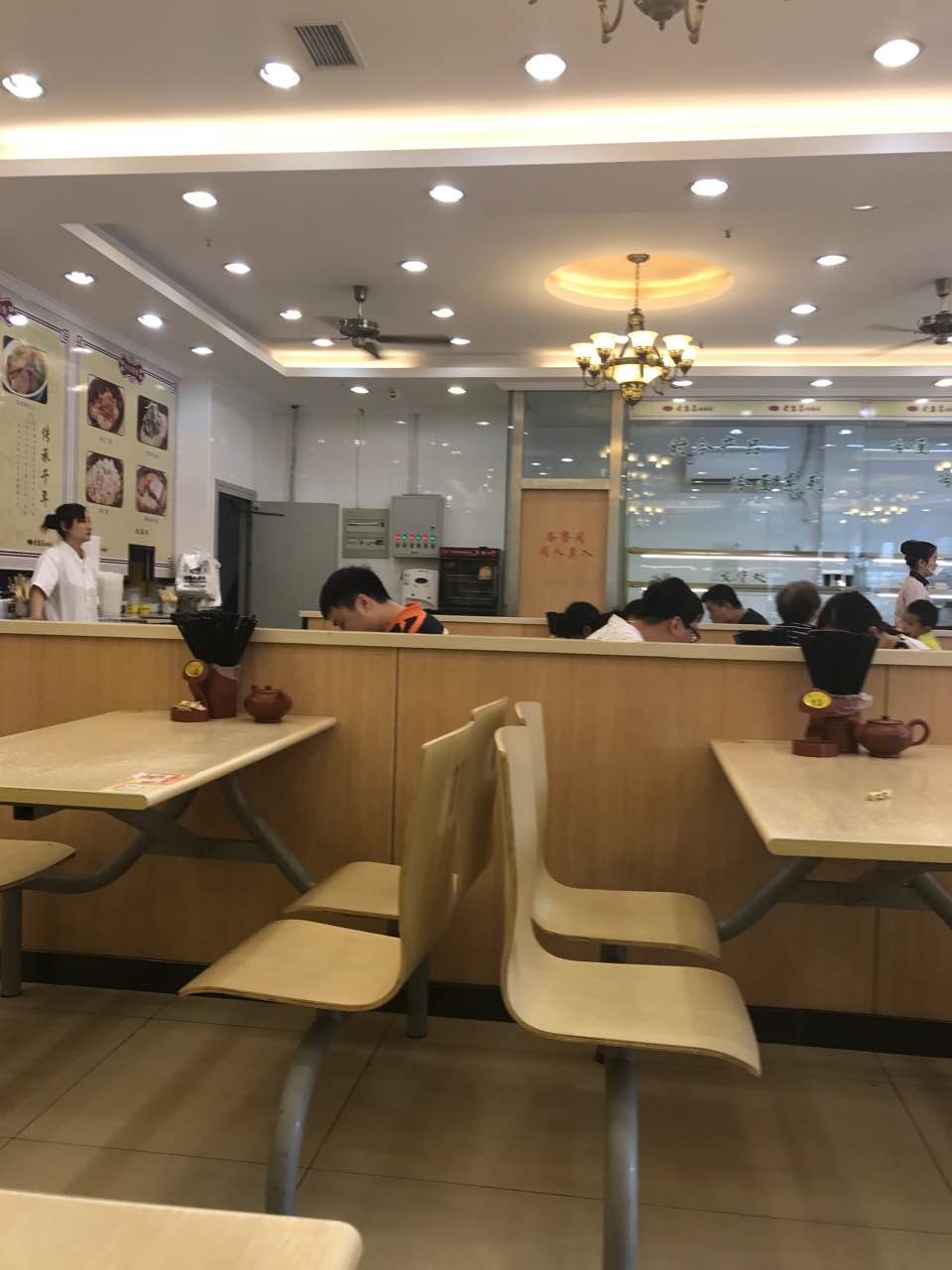 2021老盛昌汤包(新凤店)美食餐厅,比较卫生干净!吃起来放心!