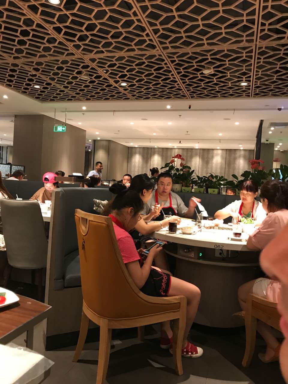 海底撈火鍋(咸陽麗彩萬達店)旅遊景點攻略圖